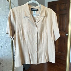 Sag Harbor Beige Vintage Button Down